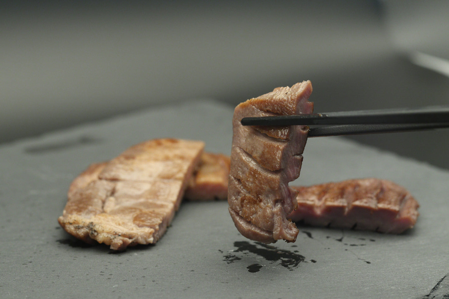 仙台名物　熟成厚切り牛たんの贅沢ギフトセット